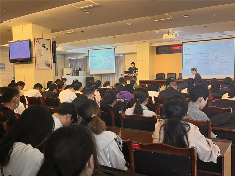 以学促行——绵阳市呼吸内科医疗控制中心呼吸治疗巡讲在我院顺利举行1.jpg