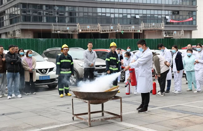 预防为主 生命至上丨江油市人民医院开展2023年下半年消防应急演练