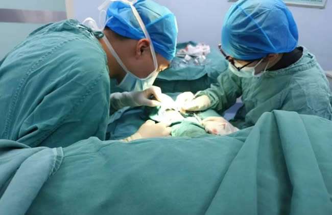 敏锐、细心！他们及时重建“生命线”，挽救血透患者生命安全