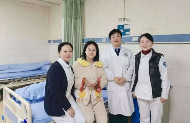 爱在产房 情满元宵丨产科病房里的别样团圆